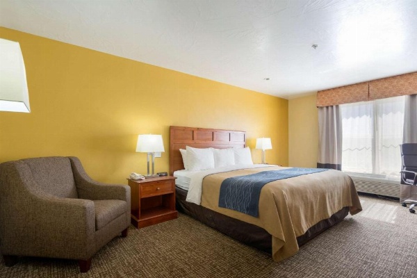 Comfort Inn And Suites Cedar City image 18