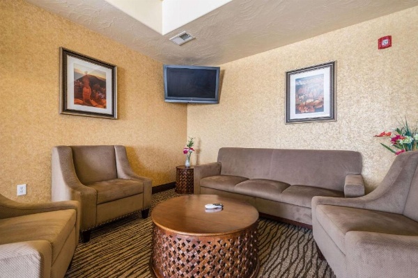 Comfort Inn And Suites Cedar City image 20